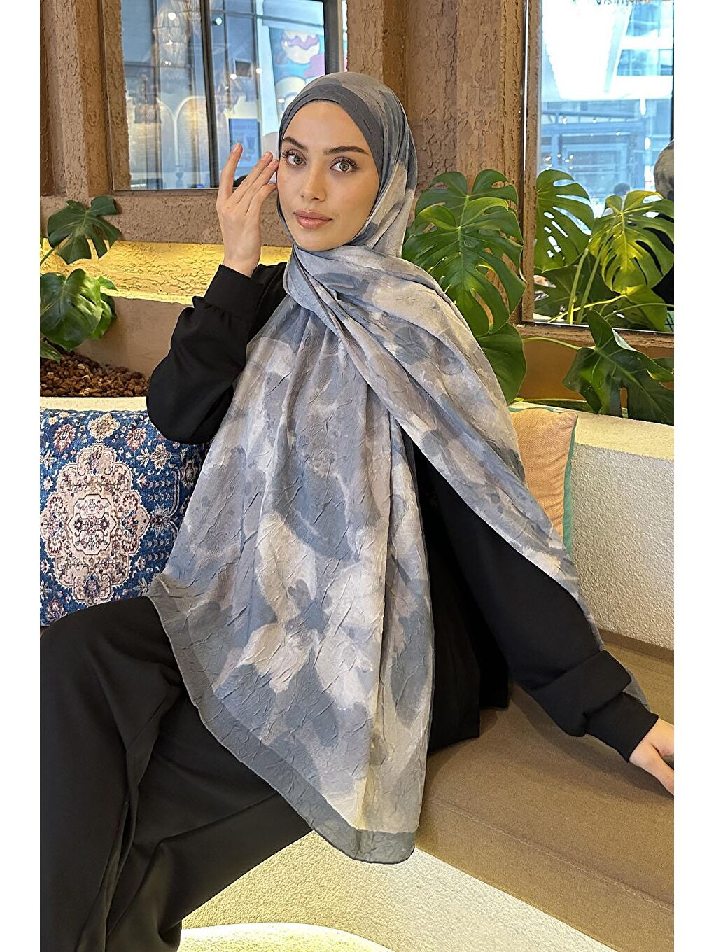 Flora Garden Desen Bambu Şal Gri-1