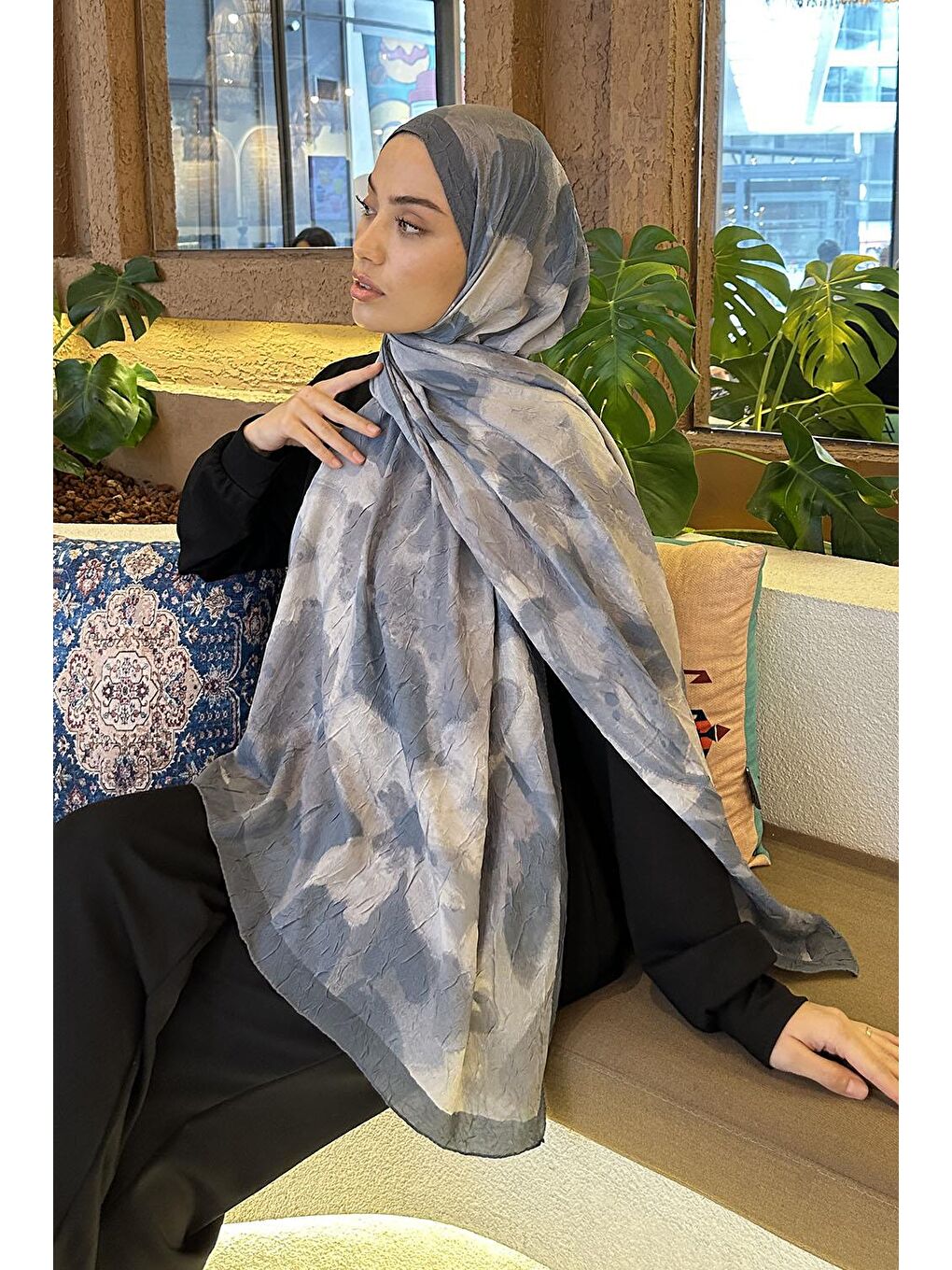 Flora Garden Desen Bambu Şal Gri-2