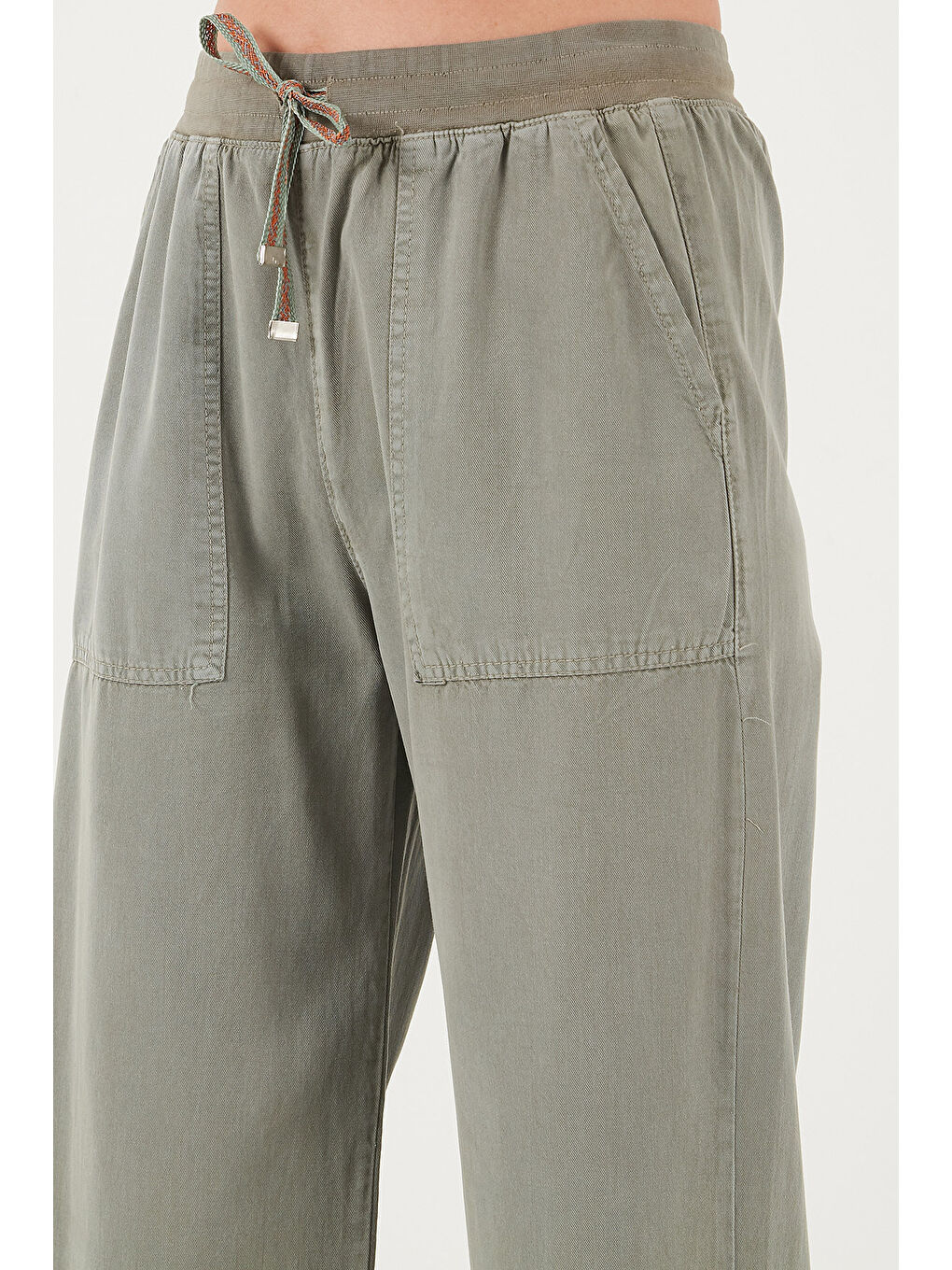 Haki Relaxed Fit Yüksek Bel Bol Paça Kadın Pantolon 668Yp5040-5