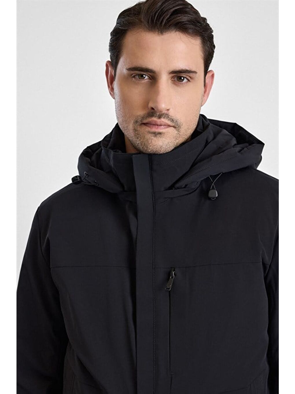 Siyah Slim Klasik Yaka Düz Yan Cepli Fermuar Kapitone Rüzgar Geçirmez Mont-2