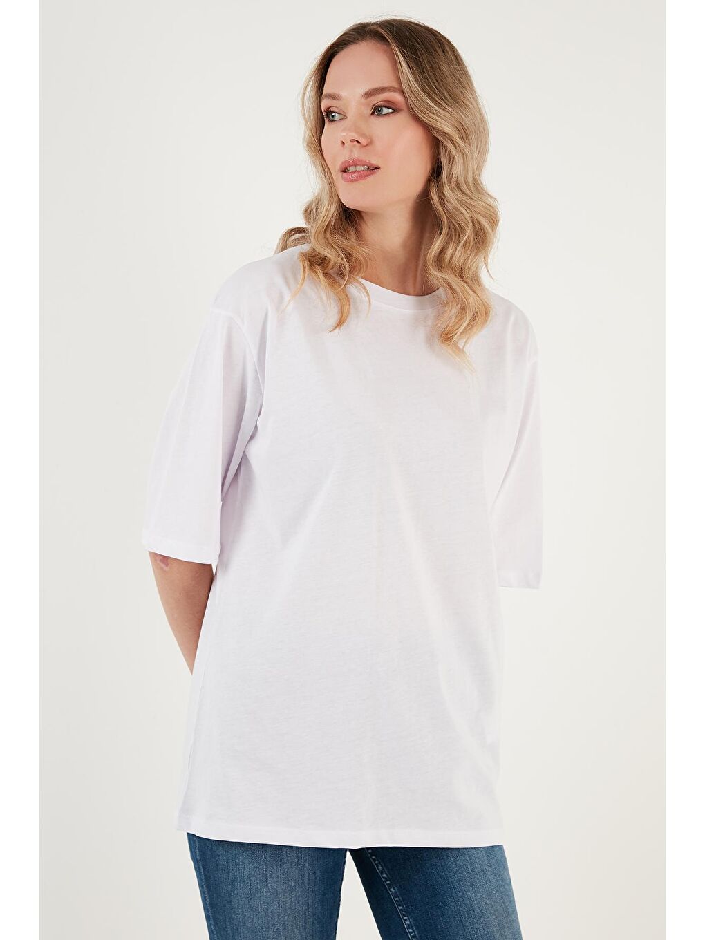 Lela Beyaz Pamuklu Oversize Bisiklet Yaka T Shirt 5864562 - 1