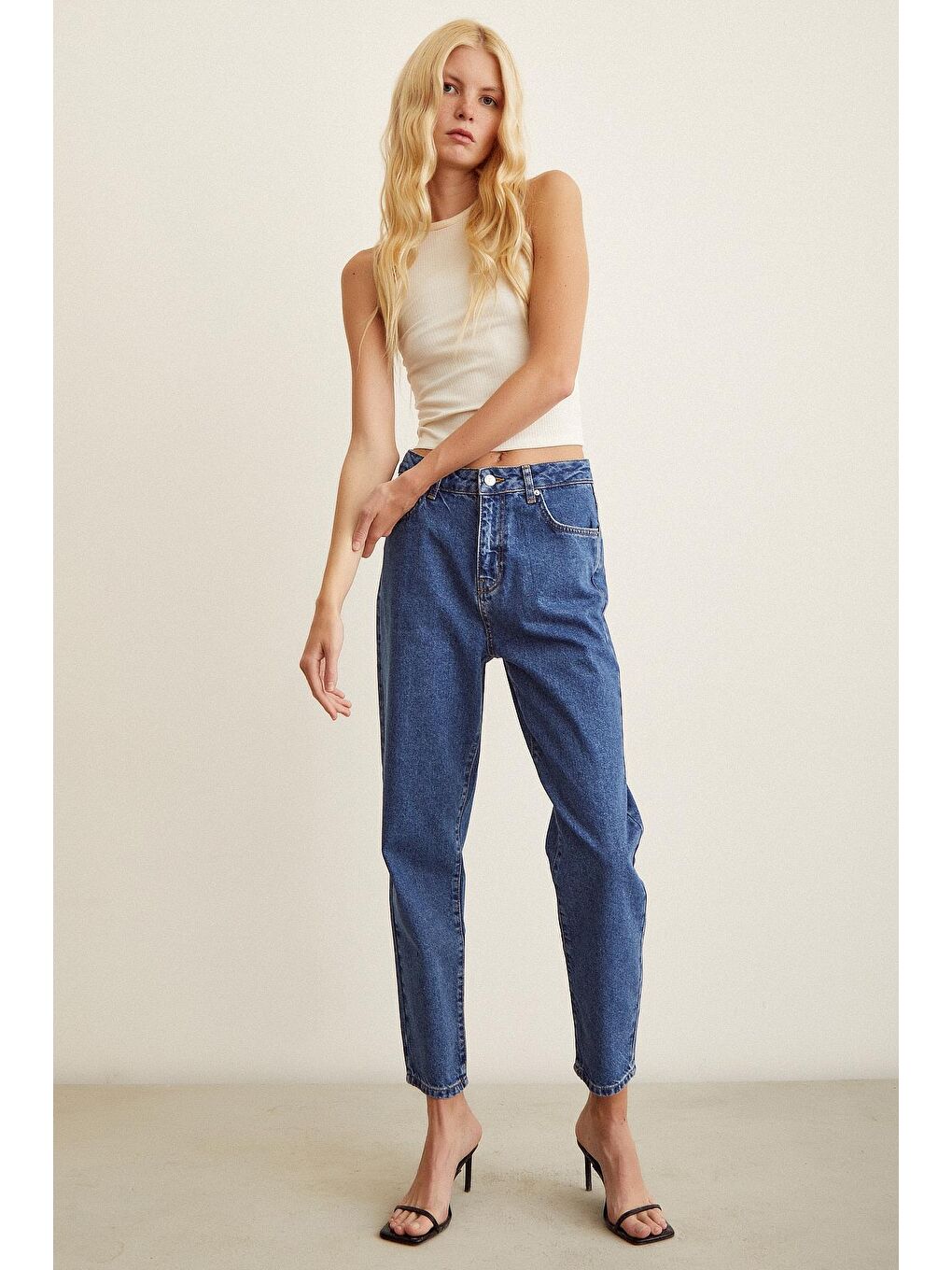 Mavi Yüksek Bel Dar Paça Mom Jean-1