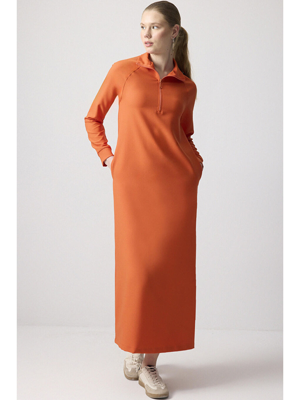 Kahverengi Fermuarlı Krep Elbise-1