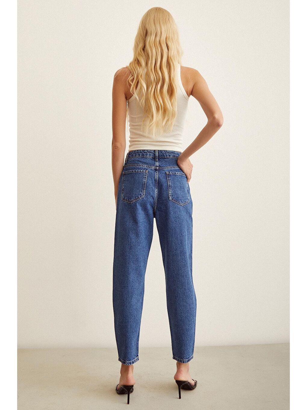 Mavi Yüksek Bel Dar Paça Mom Jean-3