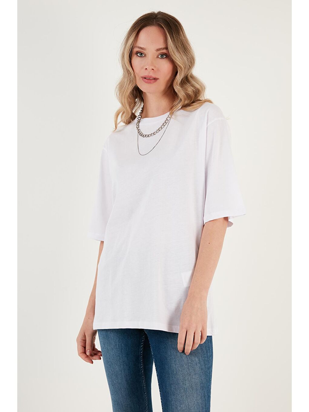 Lela Beyaz Pamuklu Oversize Bisiklet Yaka T Shirt 5864562 - 3