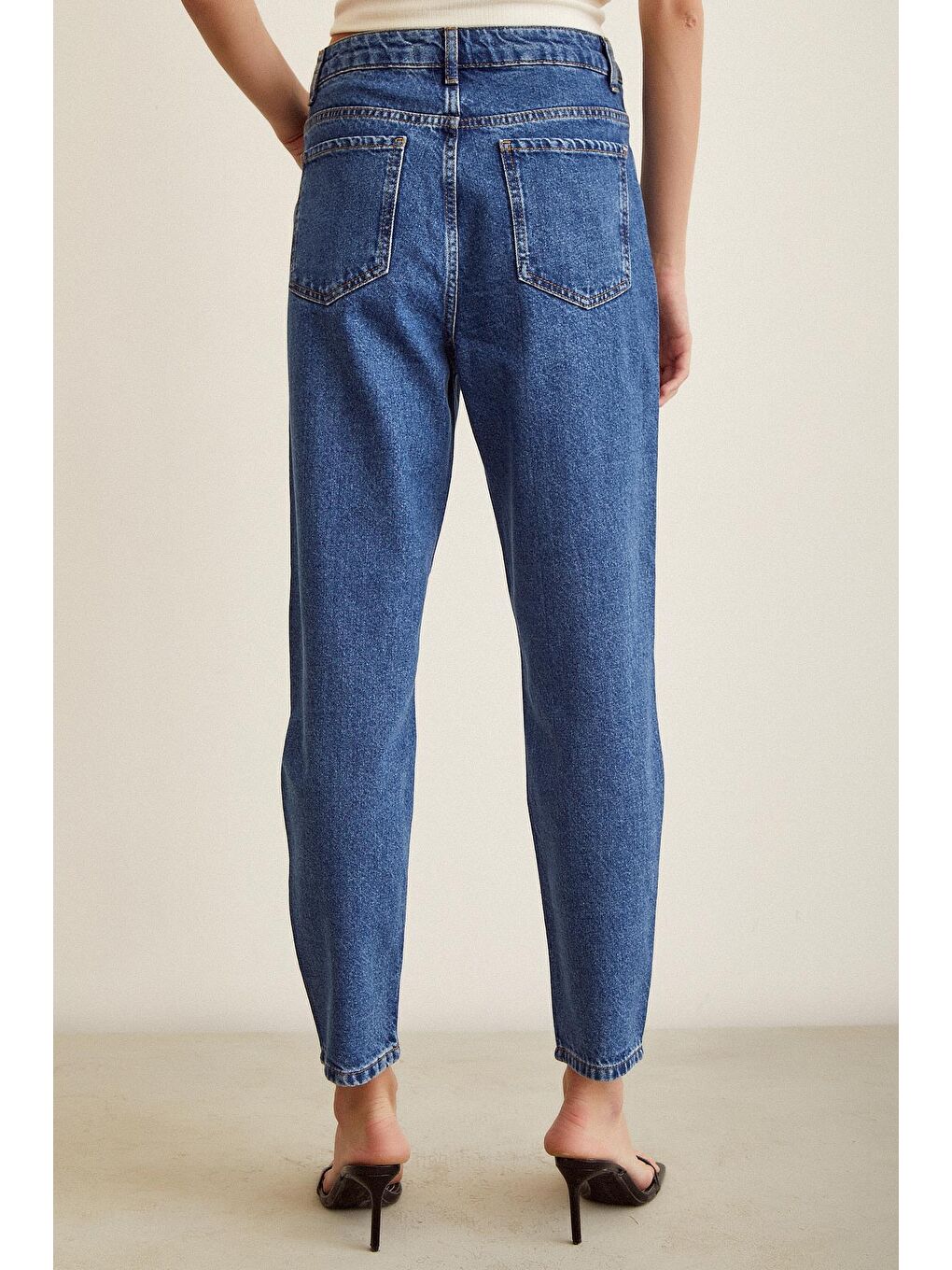 Mavi Yüksek Bel Dar Paça Mom Jean-5