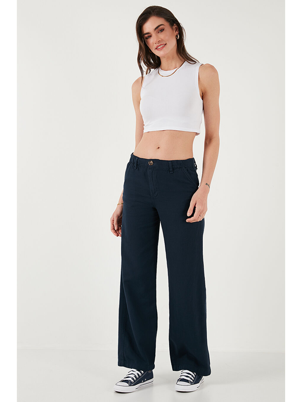 Lacivert Pamuklu Standart Fit Yüksek Bel Geniş Paça Pantolon 668Yp5193