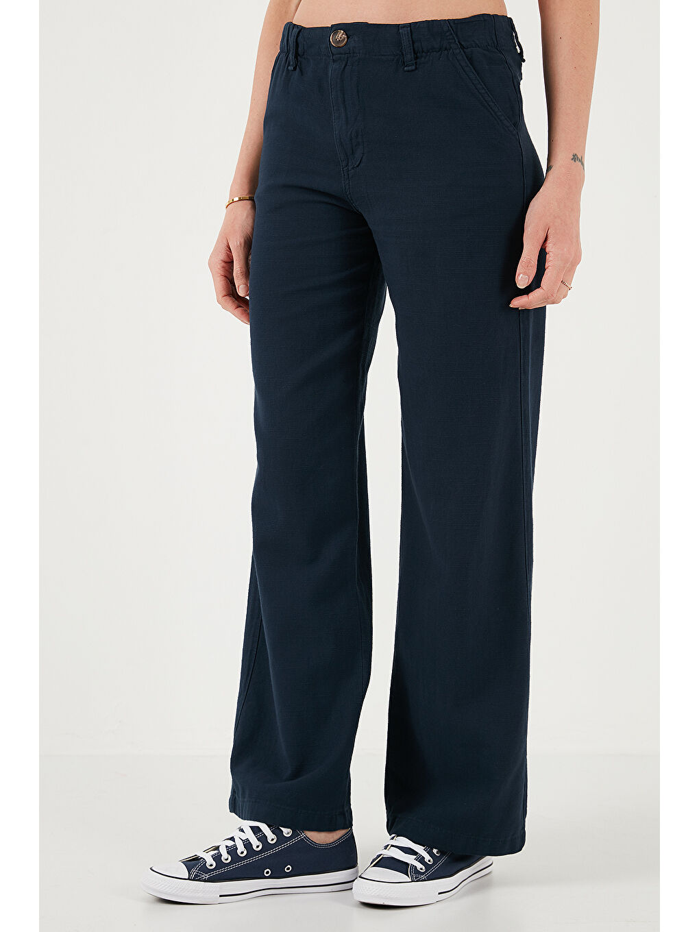 Lacivert Pamuklu Standart Fit Yüksek Bel Geniş Paça Pantolon 668Yp5193-3