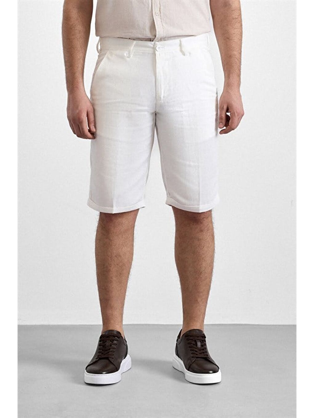 Beyaz Regular Düz Şort-1