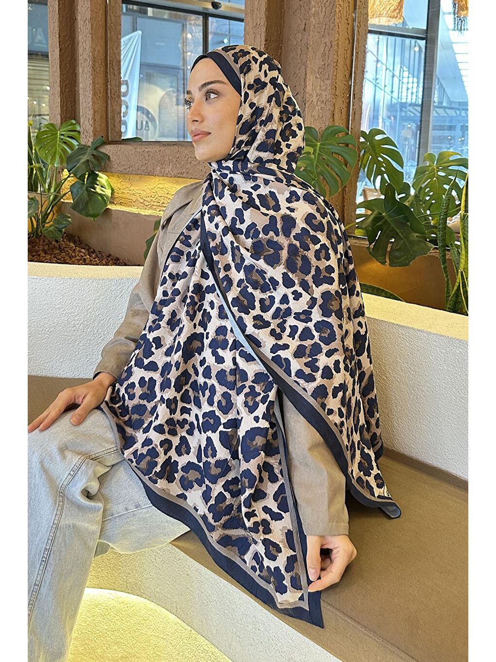 Leopar Desen Bambu Şal Lacivert-2