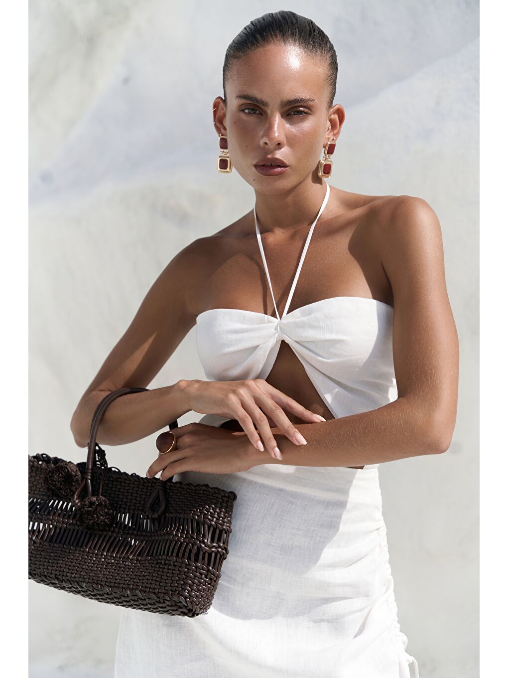 Abrossa Boyundan Bağcıklı Asimetrik Ekru Keten Elbise-4