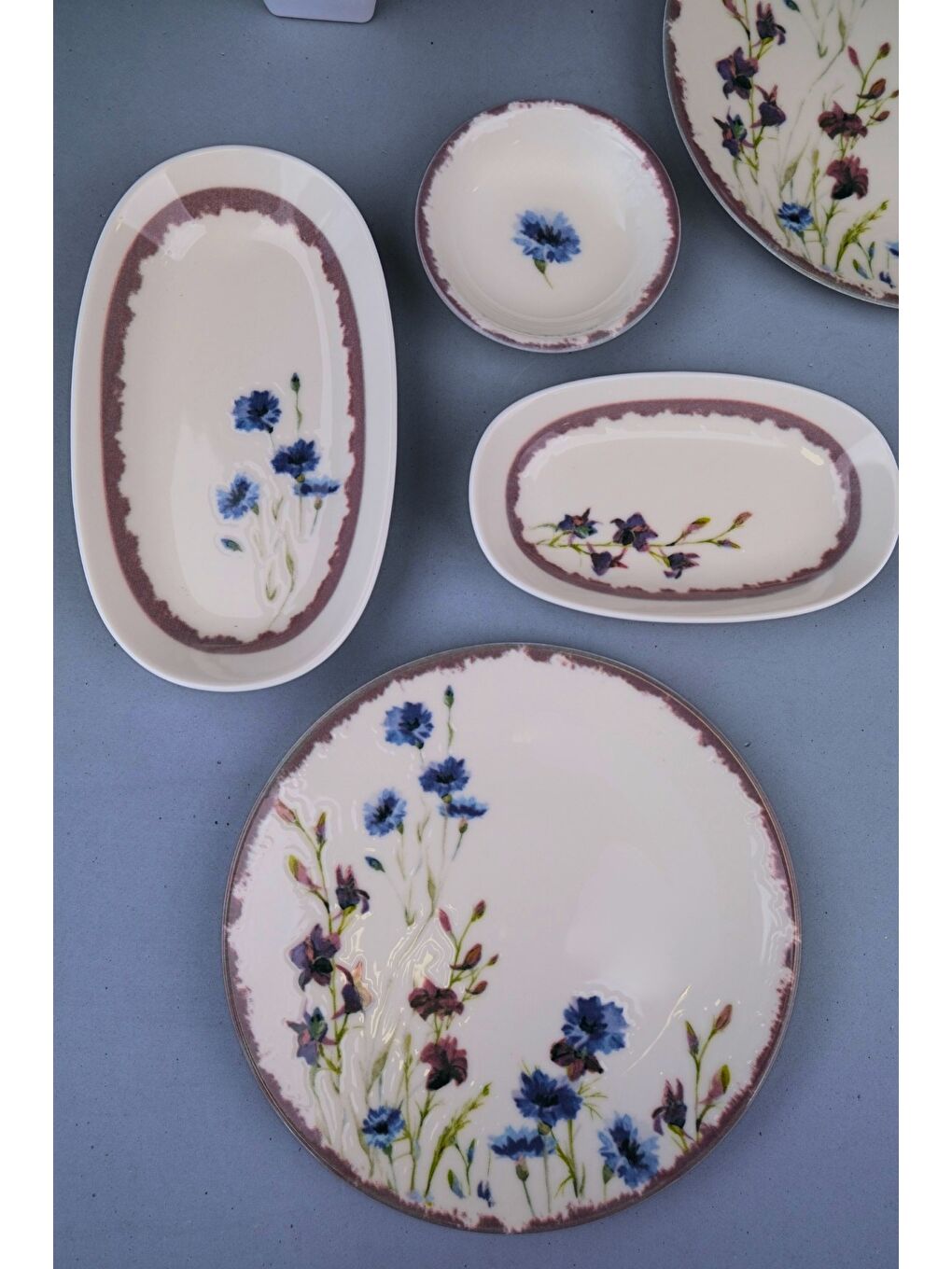 Beyaz Porselen Morden Kahvaltı ve İkram Takımı 6 Kişilik 14 Parça-1