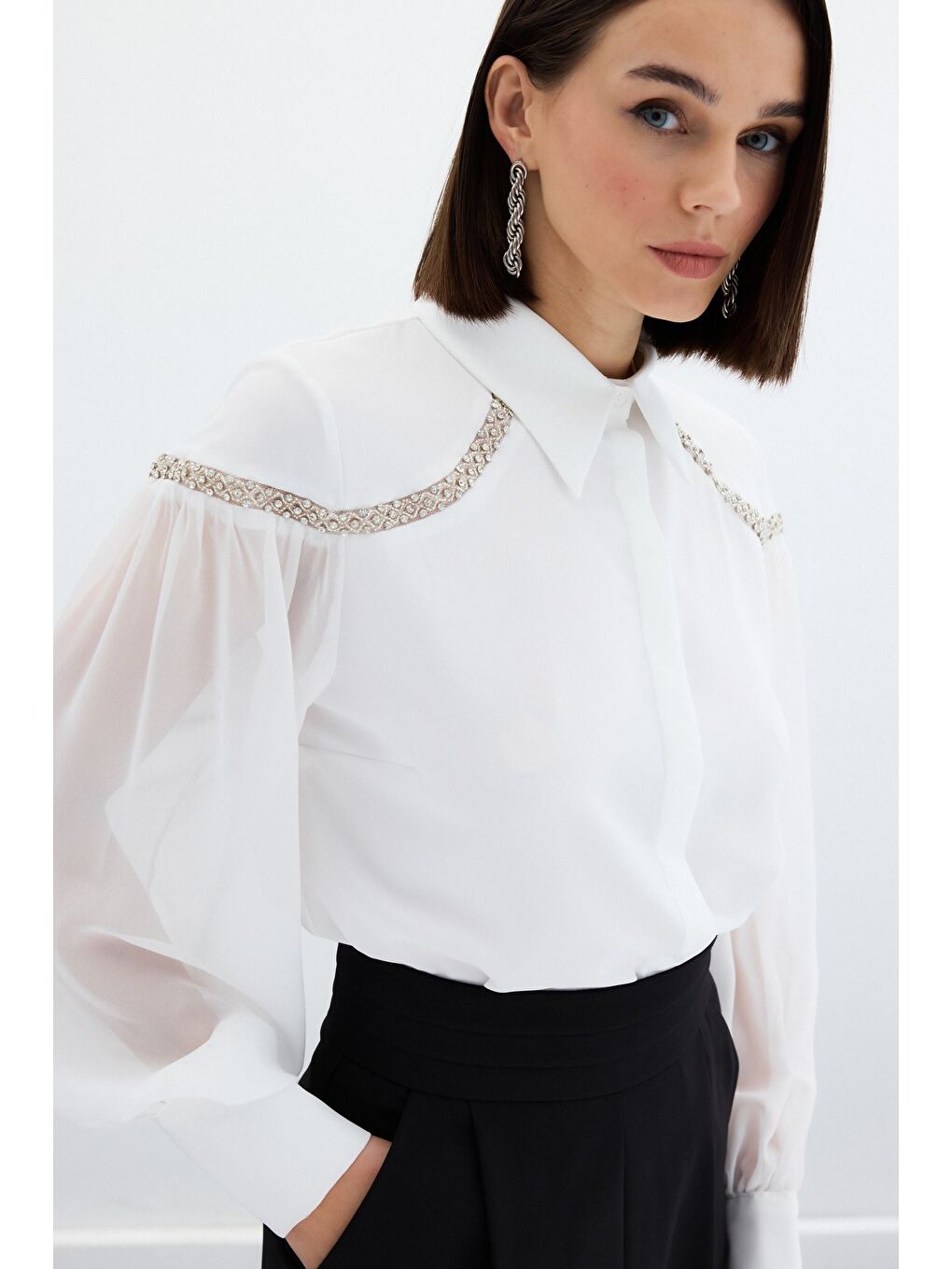 Balon Kollu Aksesuarlı Gömlek - Ekru-4