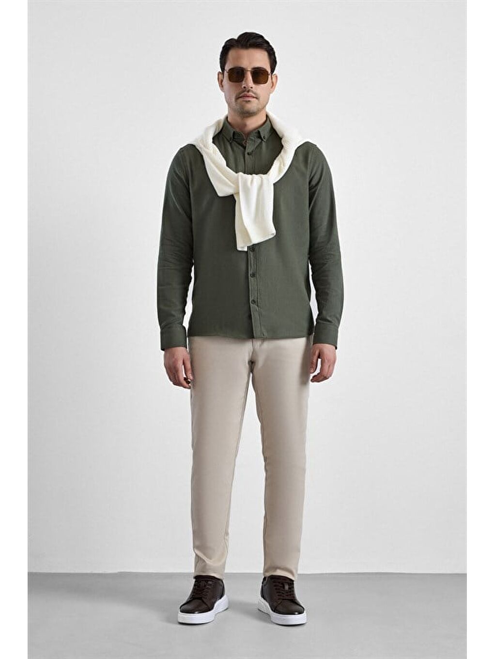 Koyu Yeşil Slim Düğmeli Yaka Düz Casual Gömlek-3
