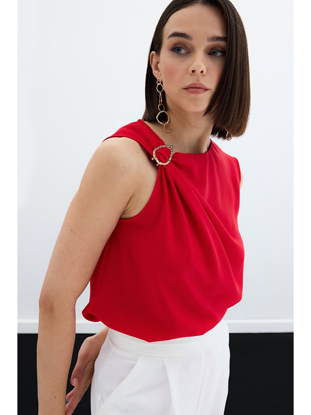 Tek Omuz Detaylı Bluz - Kırmızı-6