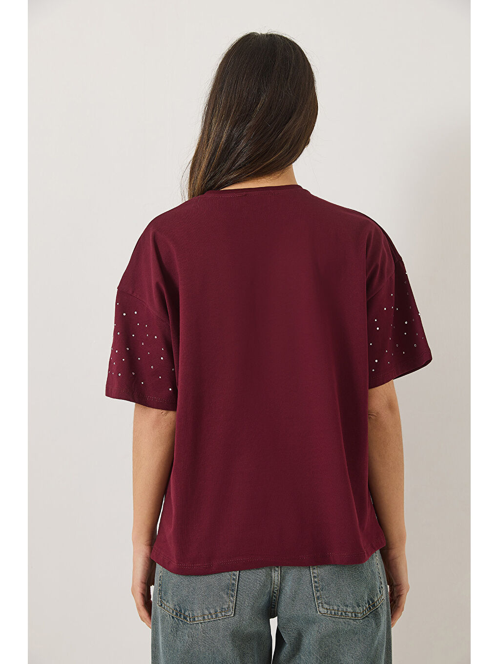 Bordo Kadın Pul Detaylı Bisiklet Yaka Kısa Kollu T-Shirt-5