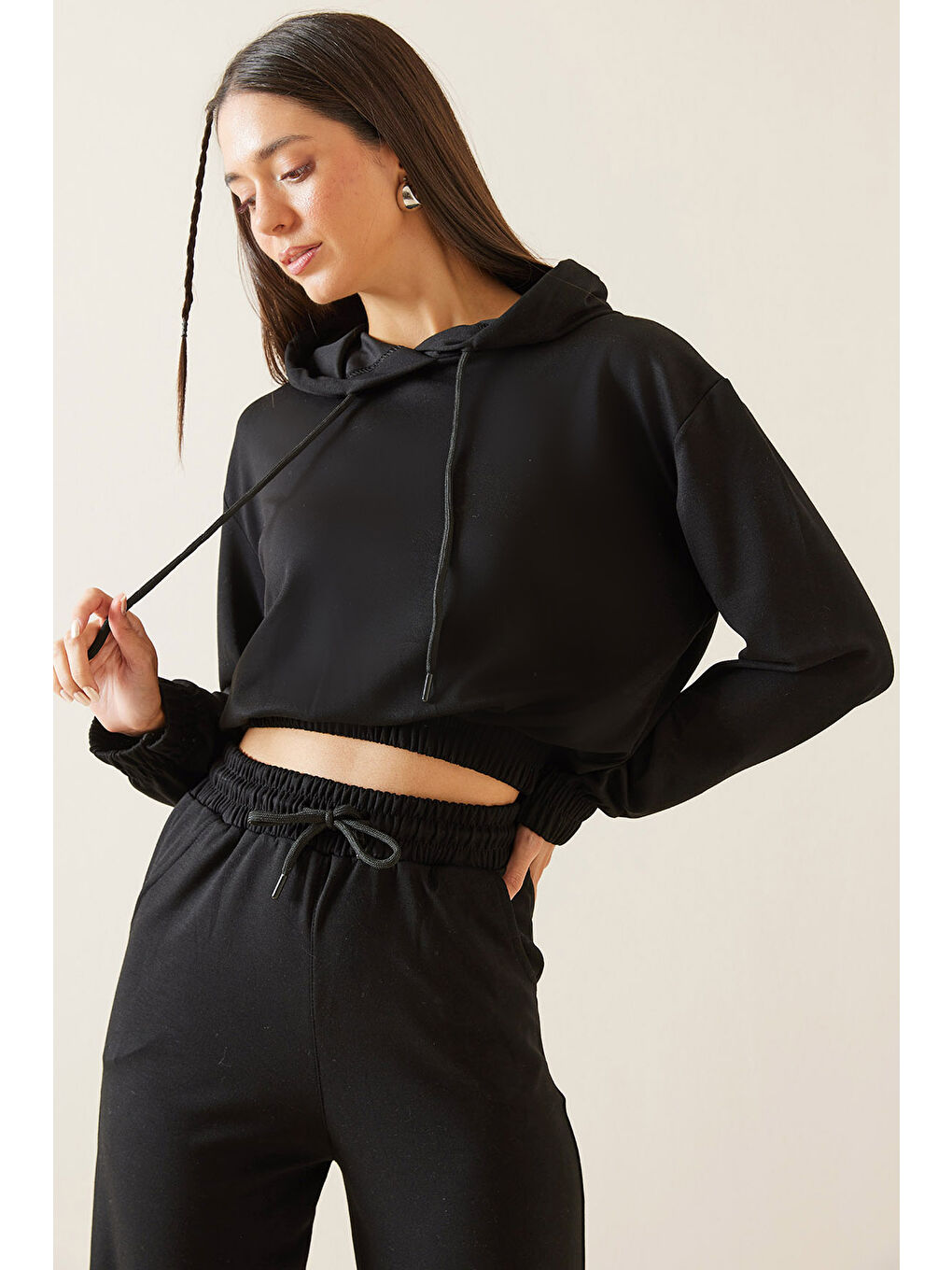 XHAN Siyah Kapüşonlu  Crop Sweatshirt 5KXK8 48964 02