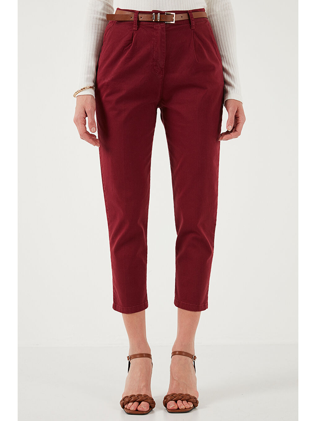 Bordo Streç Pamuklu Regular Fit Yüksek Bel Düz Kısa Paça Kemerli Pantolon 668Yp5335-1
