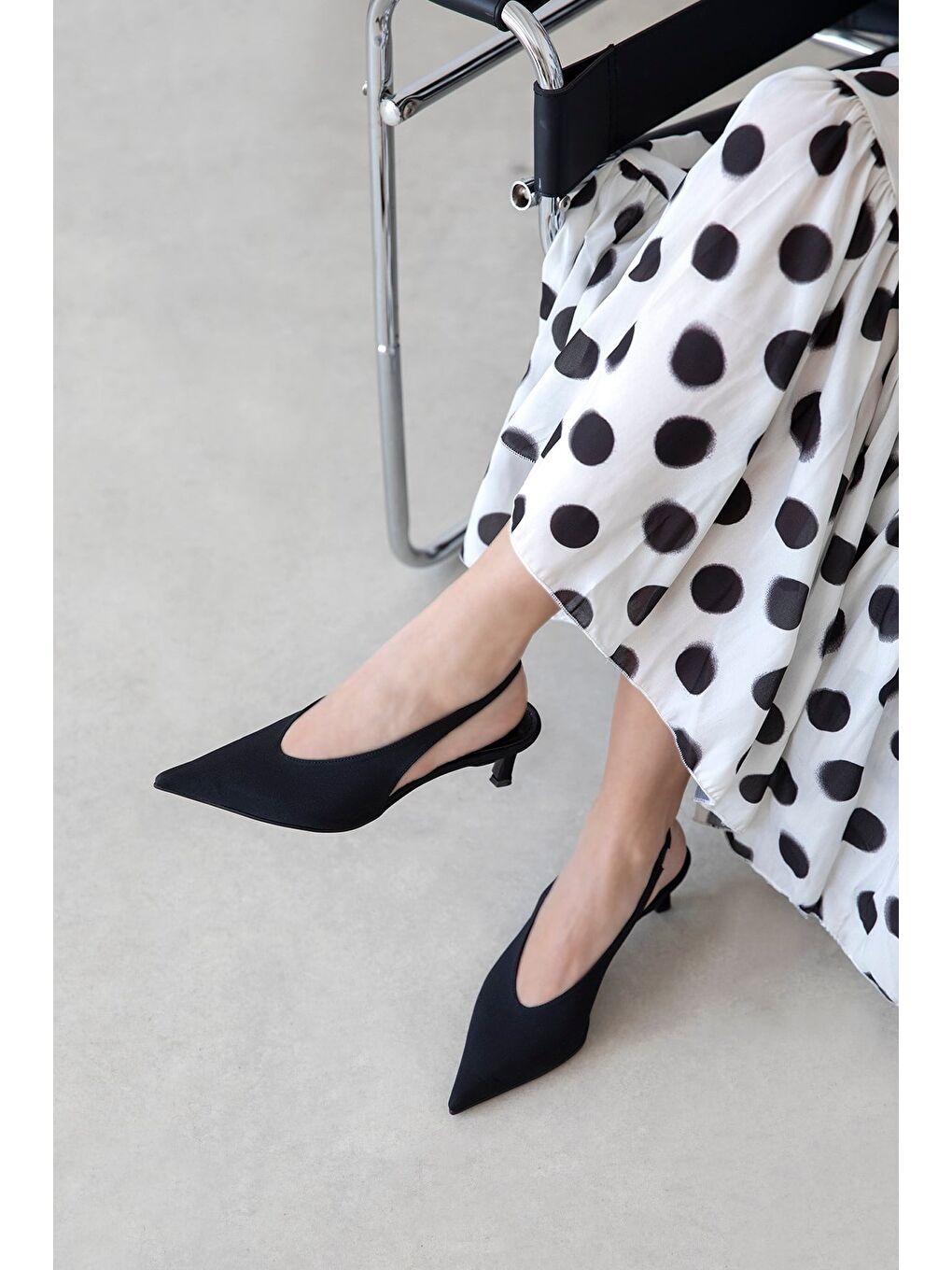 Alez Kadın Kumaştopuklu Ayakkabı Siyah-1