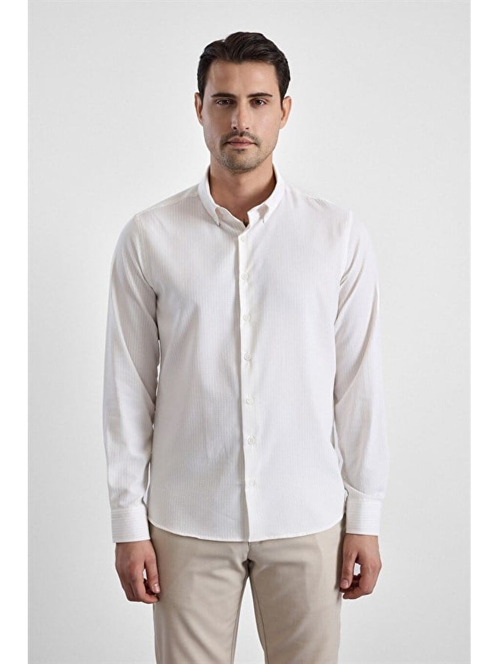 Ekru Slim Düğmeli Yaka Casual Gömlek
