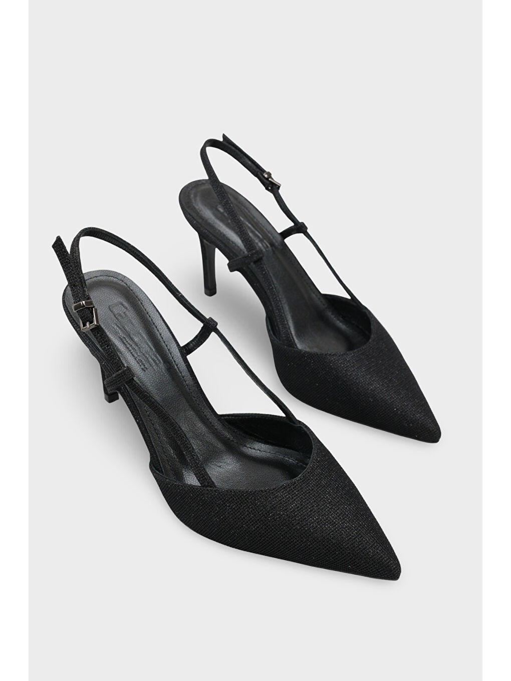 Siyah Susie Hakiki Deri Astarlı Sivri Burunlu Orta Topuklu Simli Arkası Açık Kadın Ayakkabı-1