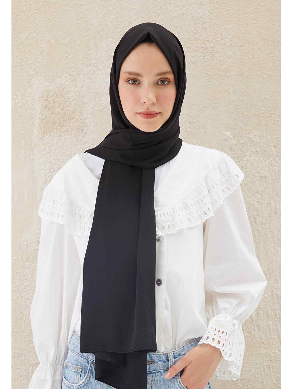 Medine İpeği Şal Siyah