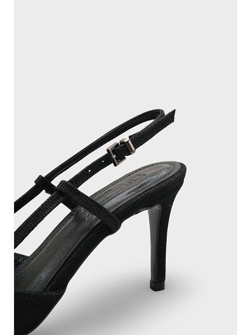 Siyah Susie Hakiki Deri Astarlı Sivri Burunlu Orta Topuklu Simli Arkası Açık Kadın Ayakkabı-3