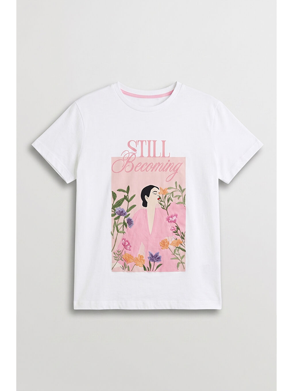 Çiçek Figür Baskılı Bisiklet Yaka Tişört Ekru