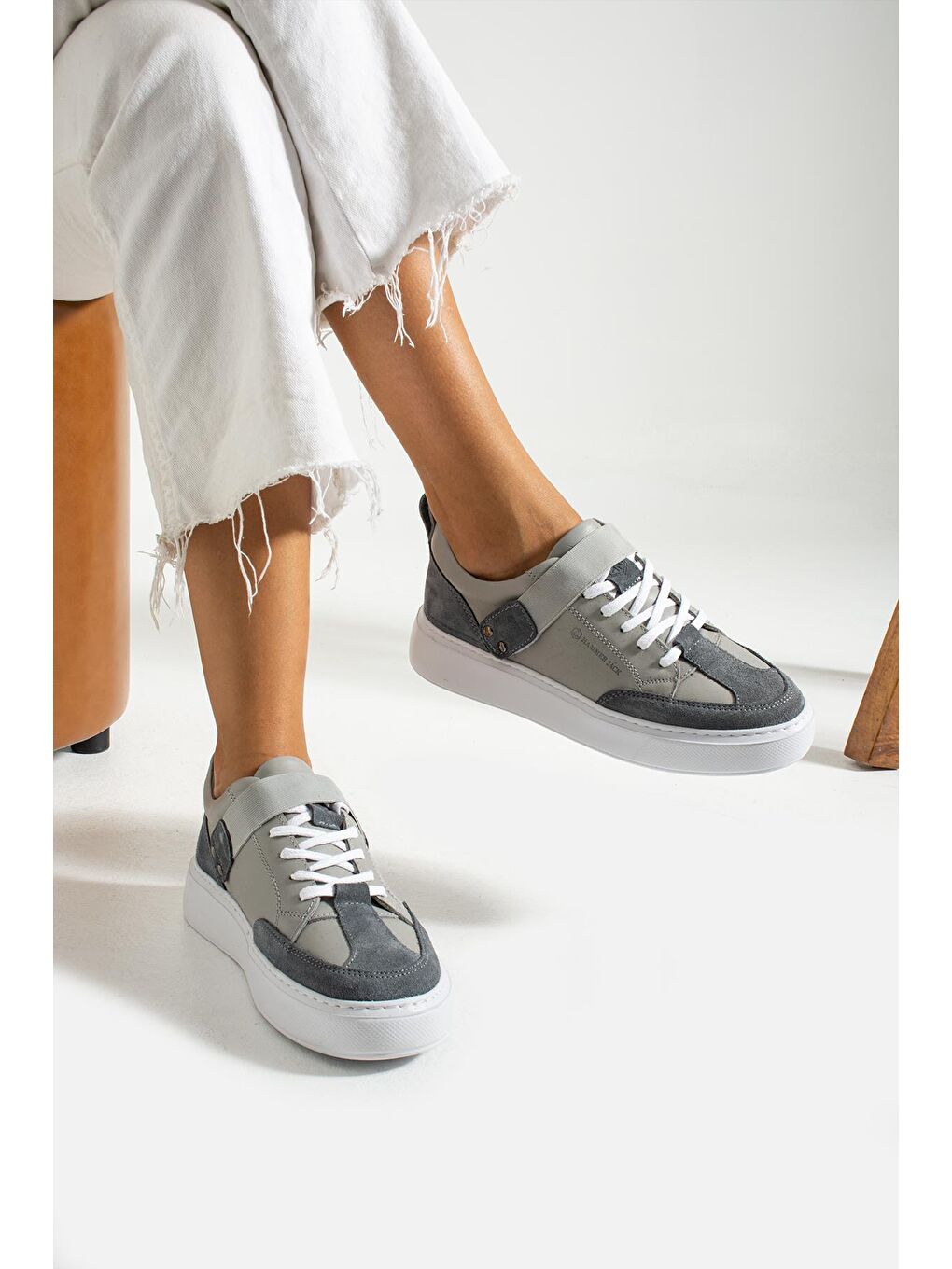 Bonde Hakiki Deri Gri Kadın Ayakkabı-1