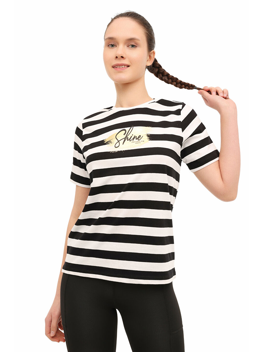 WL CLIFF 11BT205 5FX Siyah Kadın Kısa Kol T-Shirt