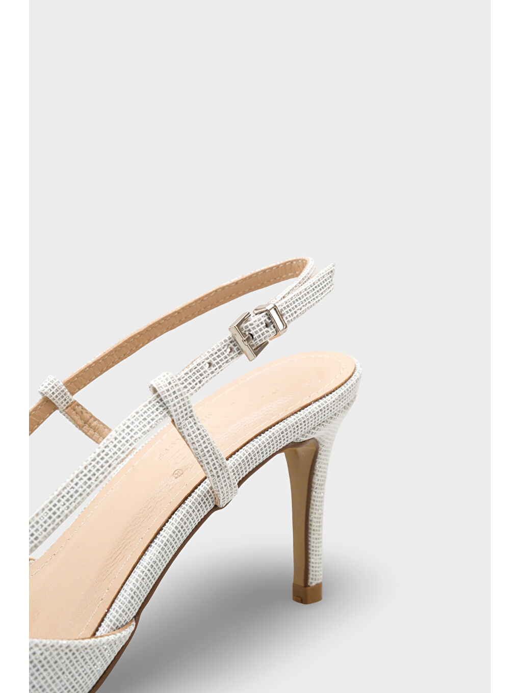 Beyaz Susie Hakiki Deri Astarlı Sivri Burunlu Orta Topuklu Simli Arkası Açık Kadın Ayakkabı-3