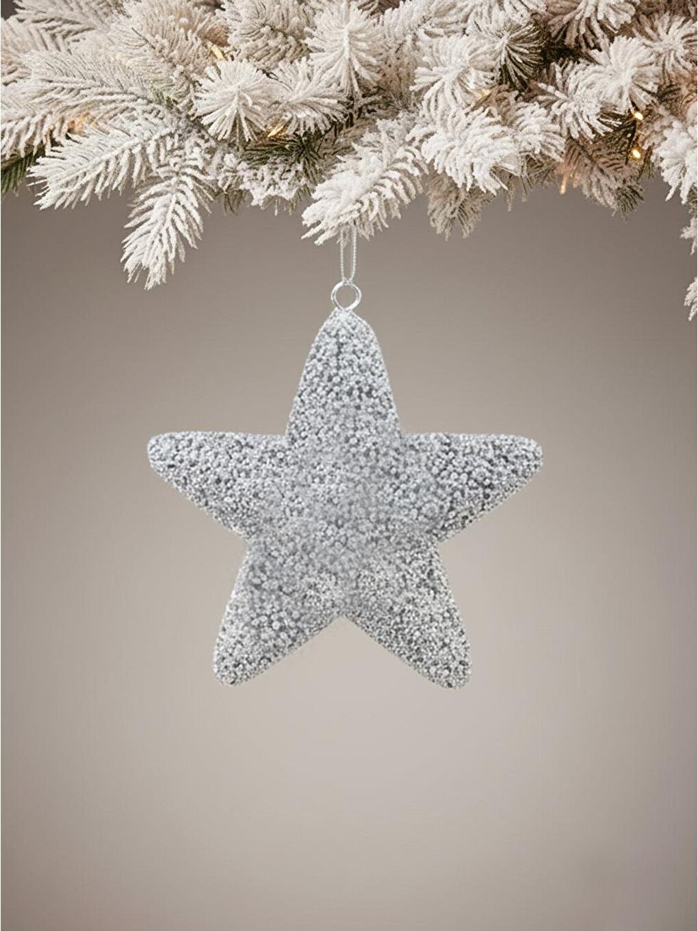 Gri Yılbaşı Ağaç Süsü Kabartma Detaylı Simli Yıldız Dekoratif Süs Gümüş 15 cm