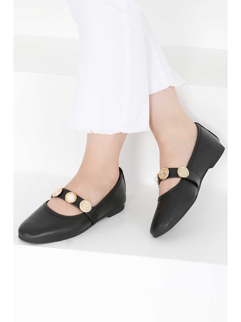 Kadın Siyah İncili Tokalı Babet - 27397-3