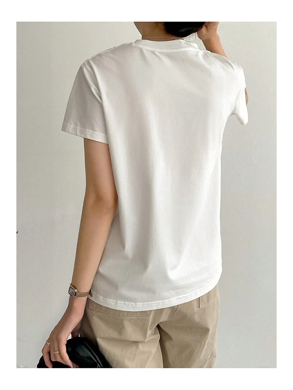 Beyaz Kadın Kısa Kollu Çizgi Detaylı Basic Tişört Süprem Kumaş Yazlık Rahat T-Shirt-6