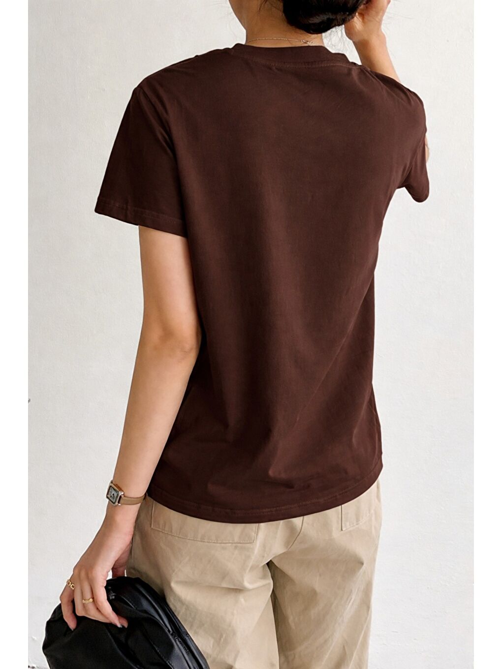 Kahverengi Kadın Kısa Kollu Çizgi Detaylı Basic Tişört Süprem Kumaş Yazlık Rahat T-Shirt-4