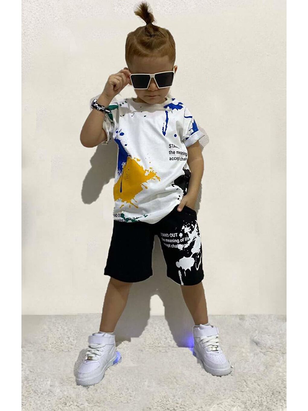 Erkek Çocuk Fırça Boya Desenli Cepli Siyah Şortlu Takım-1