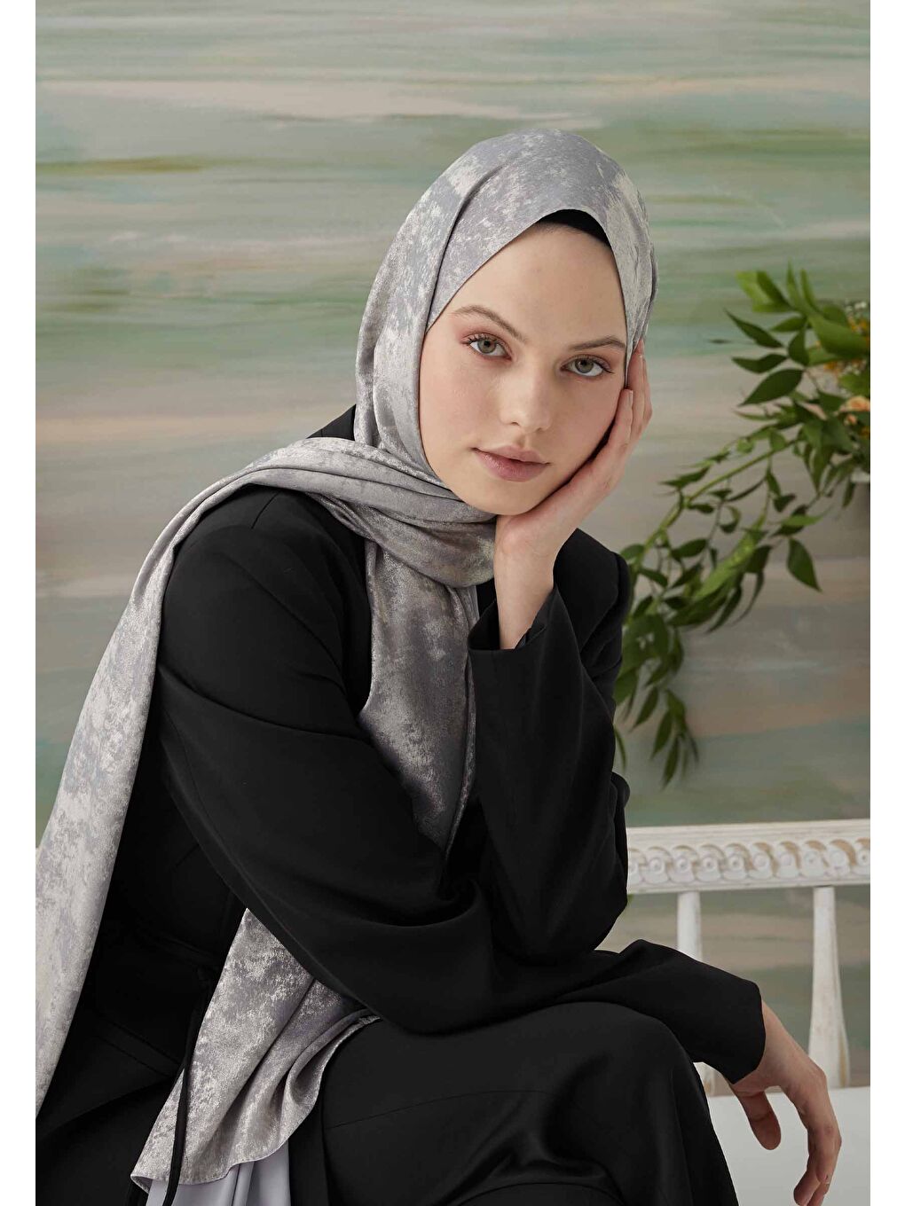 Gri Luxury Shine Şal Gumus