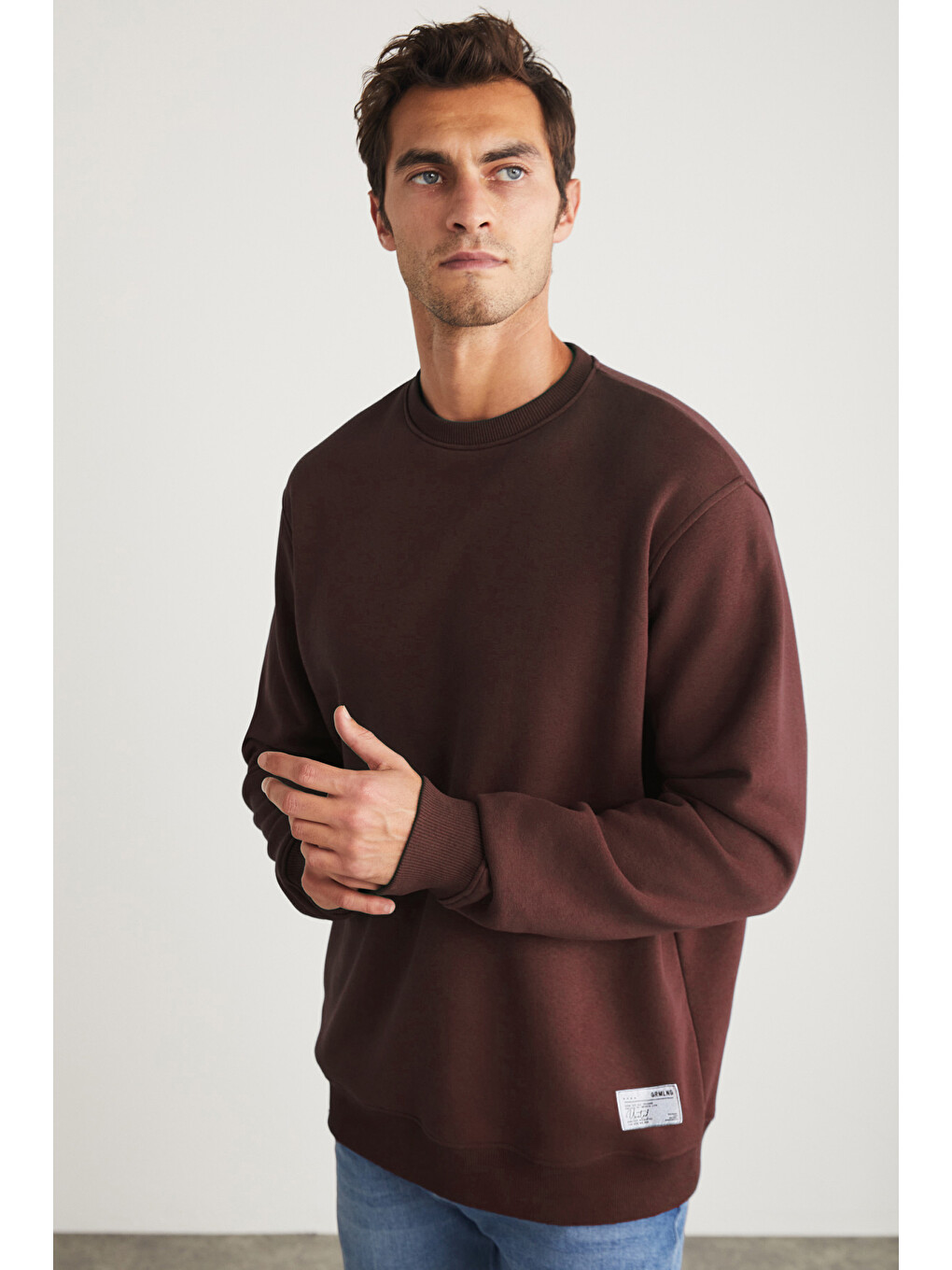 Travıs Erkek Organik Kumaşlı Yumuşacık Regular Fit Yuvarlak Yakalı Koyu Kahverengi Sweatshirt-1