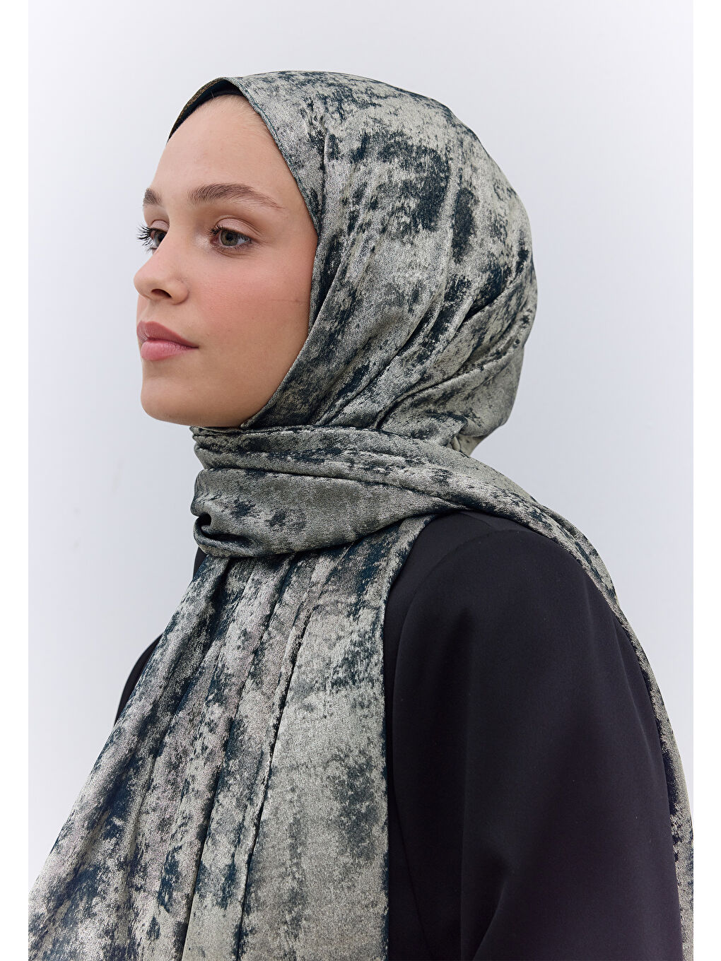 Bej Luxury Shine Şal Zümrüt-3