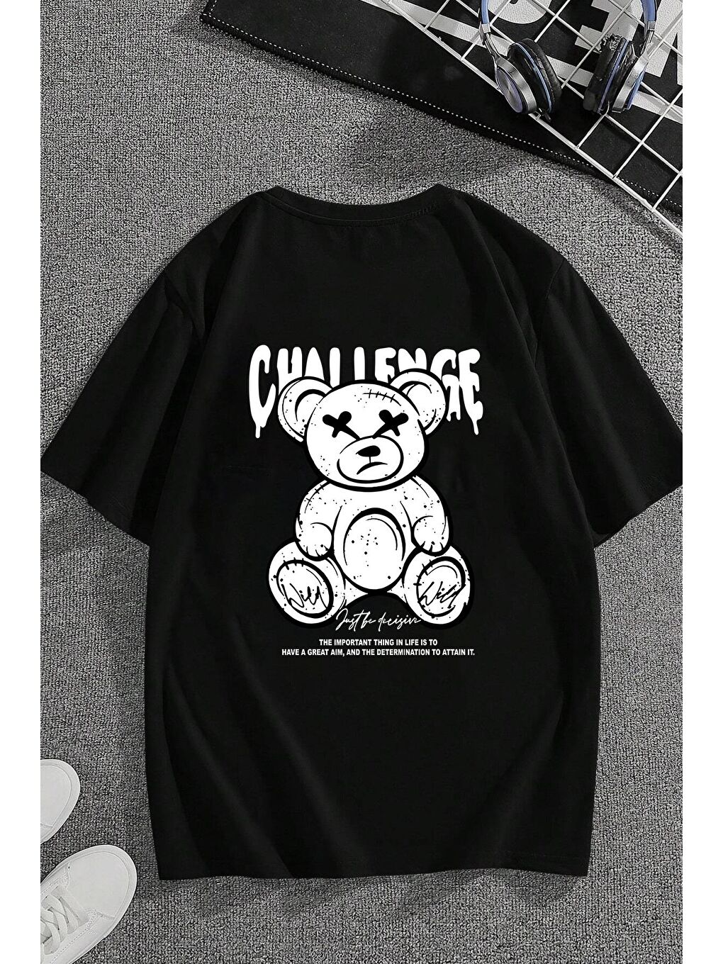 uyguntarz Siyah Unisex Chalenge Sırt Baskılı Tasarım Tshirt - 1