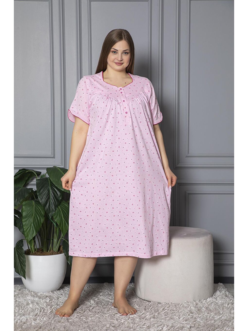 Pembe %100 Pamuklu Kısa Kol Penye Büyük Beden Anne Geceliği 127