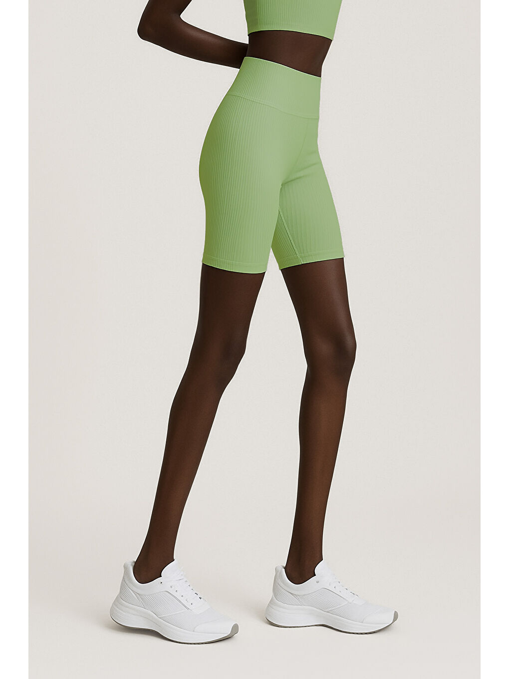Yeşil Kadın Yüksek Bel Toparlayıcı Ripli Fitilli Kısa Spor Tayt-1