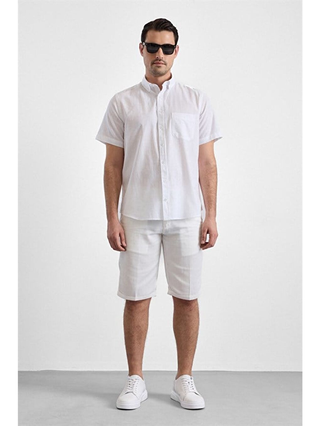 Beyaz Regular Düğmeli Yaka Düz Casual Gömlek