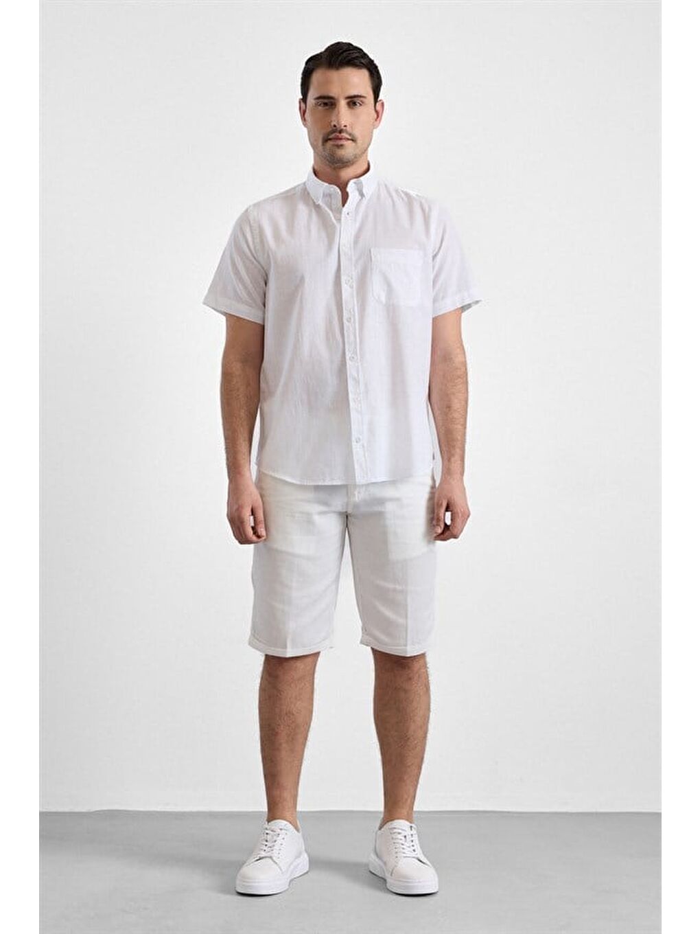 Beyaz Regular Düğmeli Yaka Düz Casual Gömlek-6