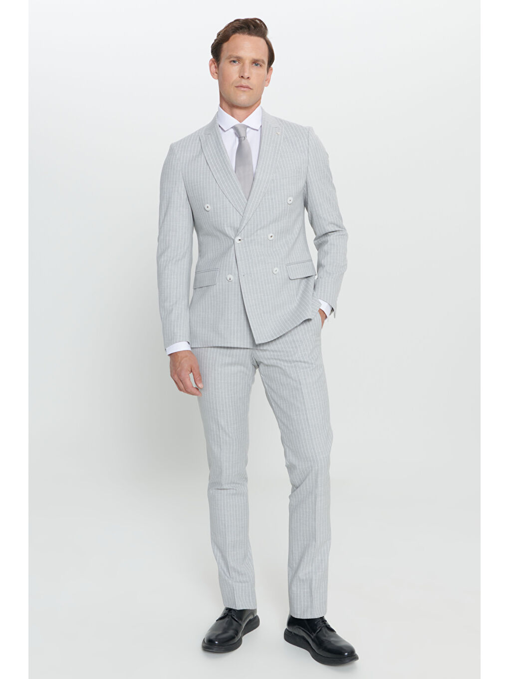 Erkek Açık Gri Ekstra Slim Fit Kırlangıç Yaka Çizgili Takım Elbise-5