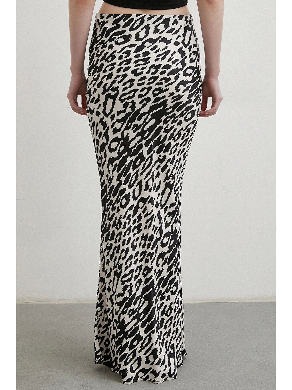 Desenli Maxi Verev Etek Ekru-5