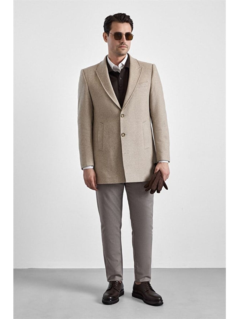 Bej Slim Sivri Yaka Düz Yan Cepli Düğmeli Dolgusuz Standart Kaban-5