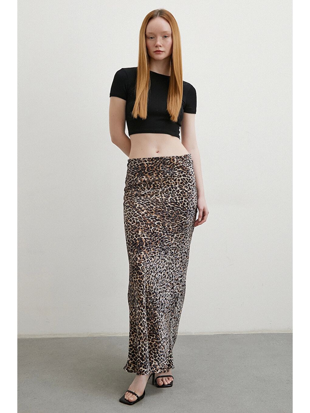Leopar Desenli Verev Etek Bej-1