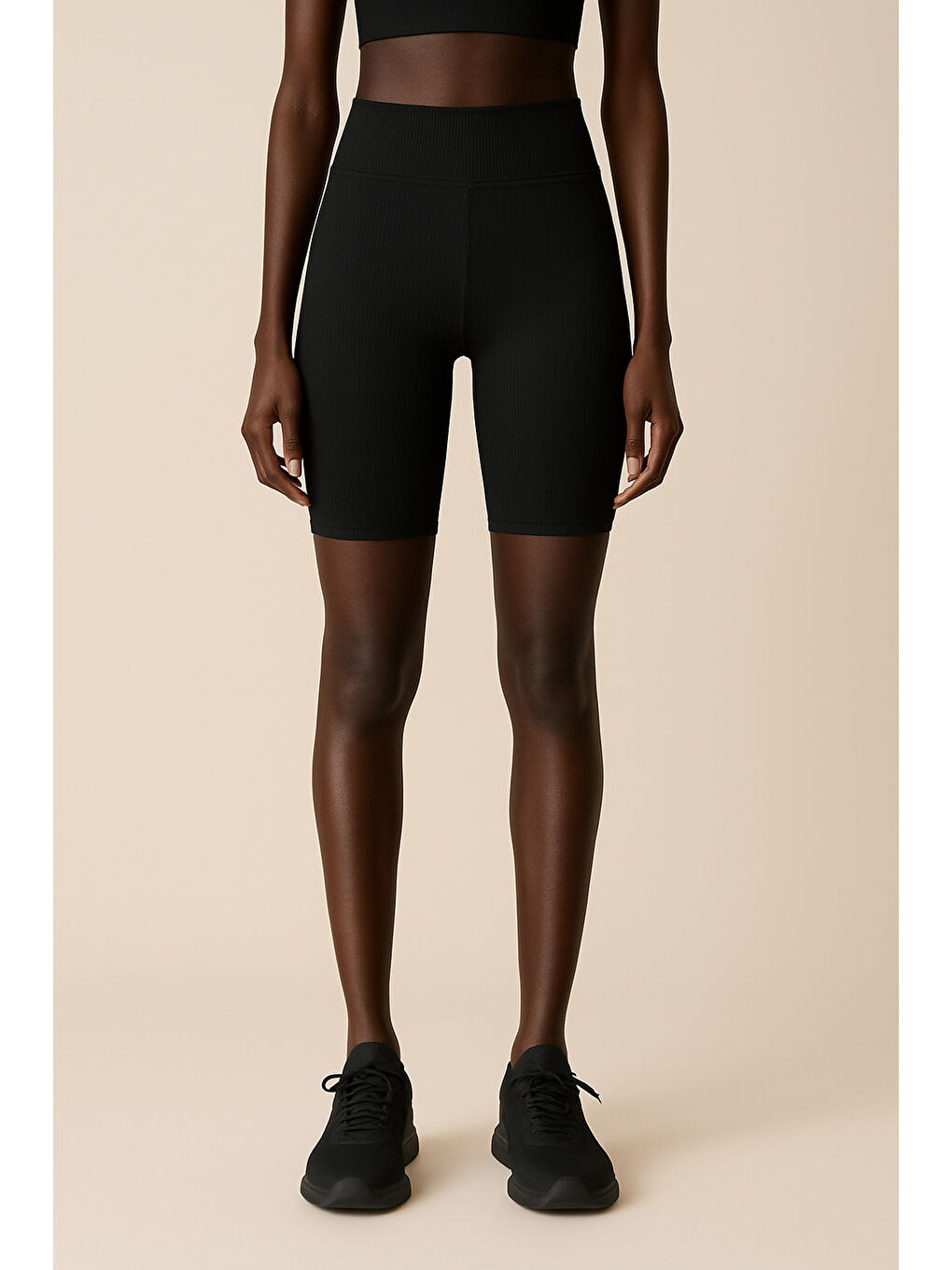 Siyah Kadın Yüksek Bel Toparlayıcı Ripli Fitilli Kısa Spor Tayt