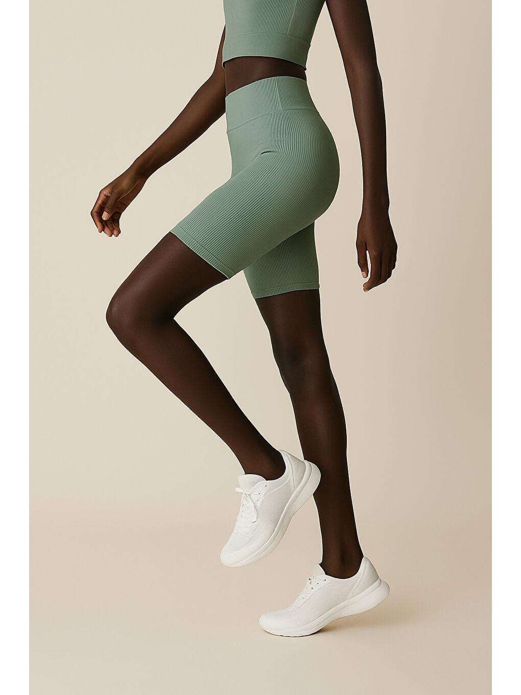 Yeşil Kadın Yüksek Bel Toparlayıcı Ripli Fitilli Kısa Spor Tayt-2